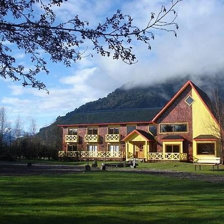 Hotel Y Cabanas Patagonia Green Puerto Aysen Luaran gambar